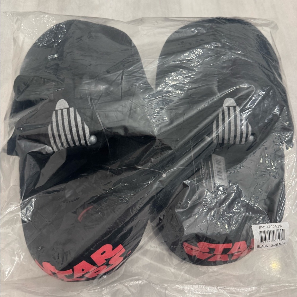 NWT Star Wars Darth Vader Plush Slippers